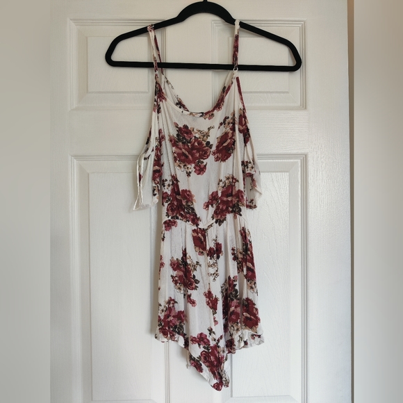 Ambiance Floral Romper - Picture 4 of 8